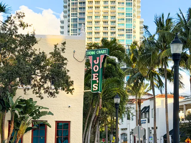 Joe's Stone Crab
