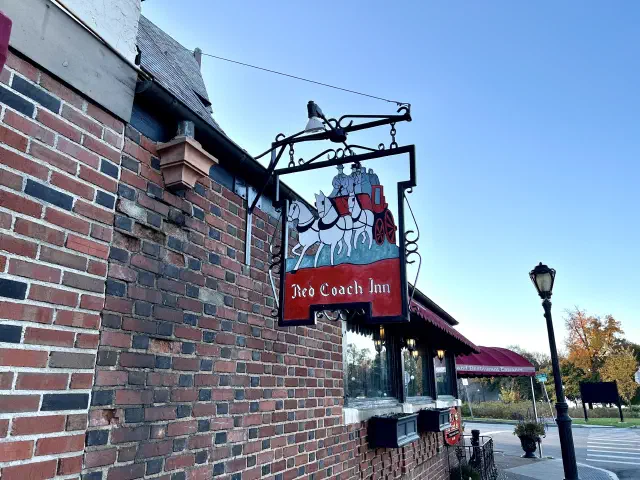 Red Coach Inn